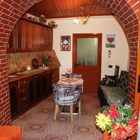 Kurti Berat